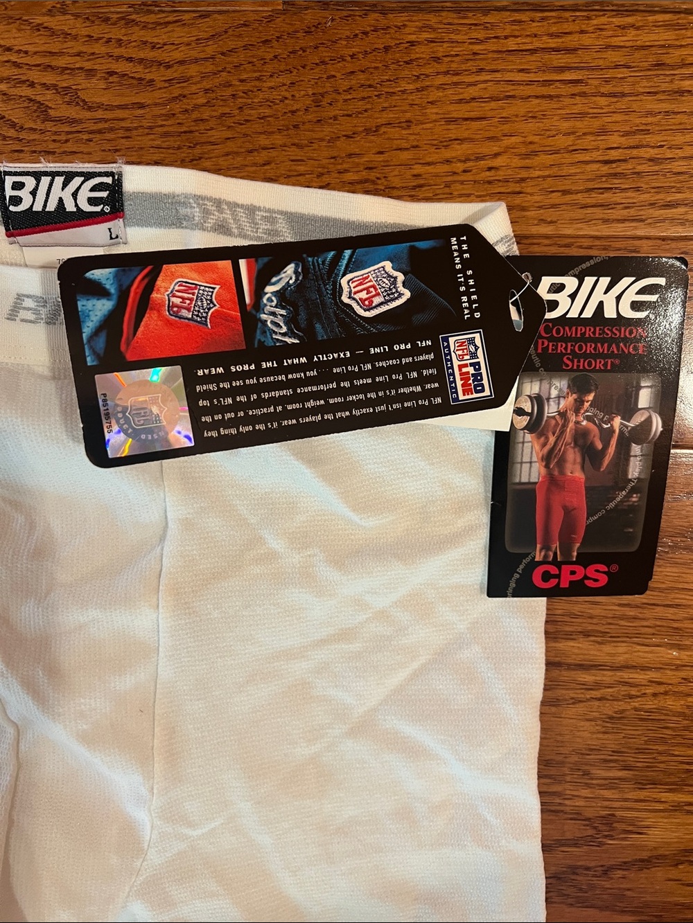 Bike Men’s White Compression Bike Shorts - Picture 4 of 6